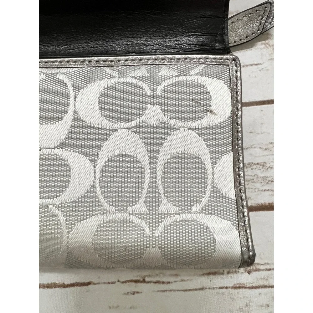 Coach Trifold Wallet Silver Gray Signature C Monogram Metallic Trim Large OS